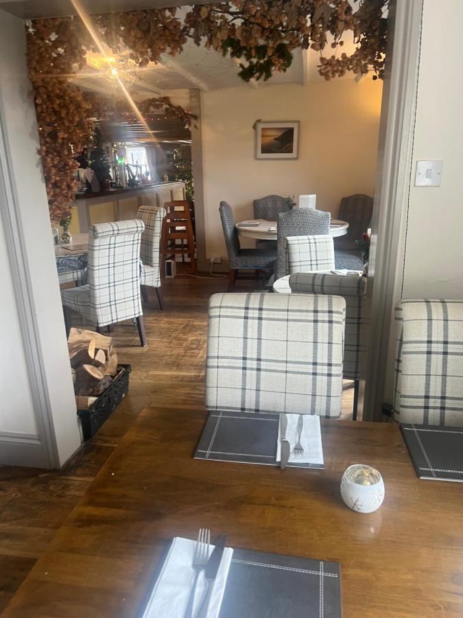 Coach And Horses Inn Penzance Bagian luar foto