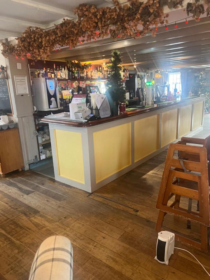 Coach And Horses Inn Penzance Bagian luar foto